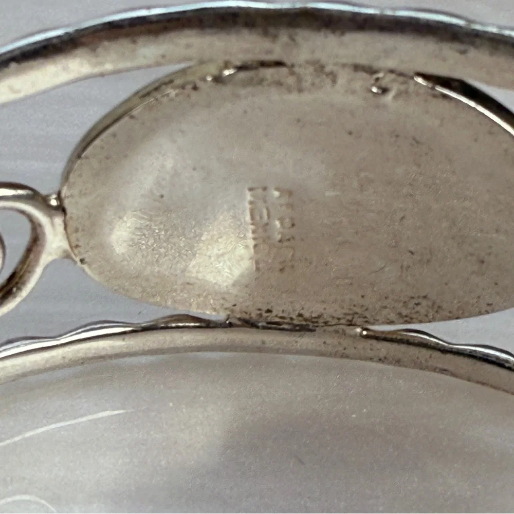 Alpaca Mexico, Silver Turquoise mother-of-pearl, inlay Floral Cuff Bracelet